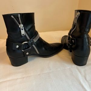 Saint Laurent Boots size 41. Wyatt Harness